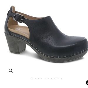 Black Leather Women's Clogs